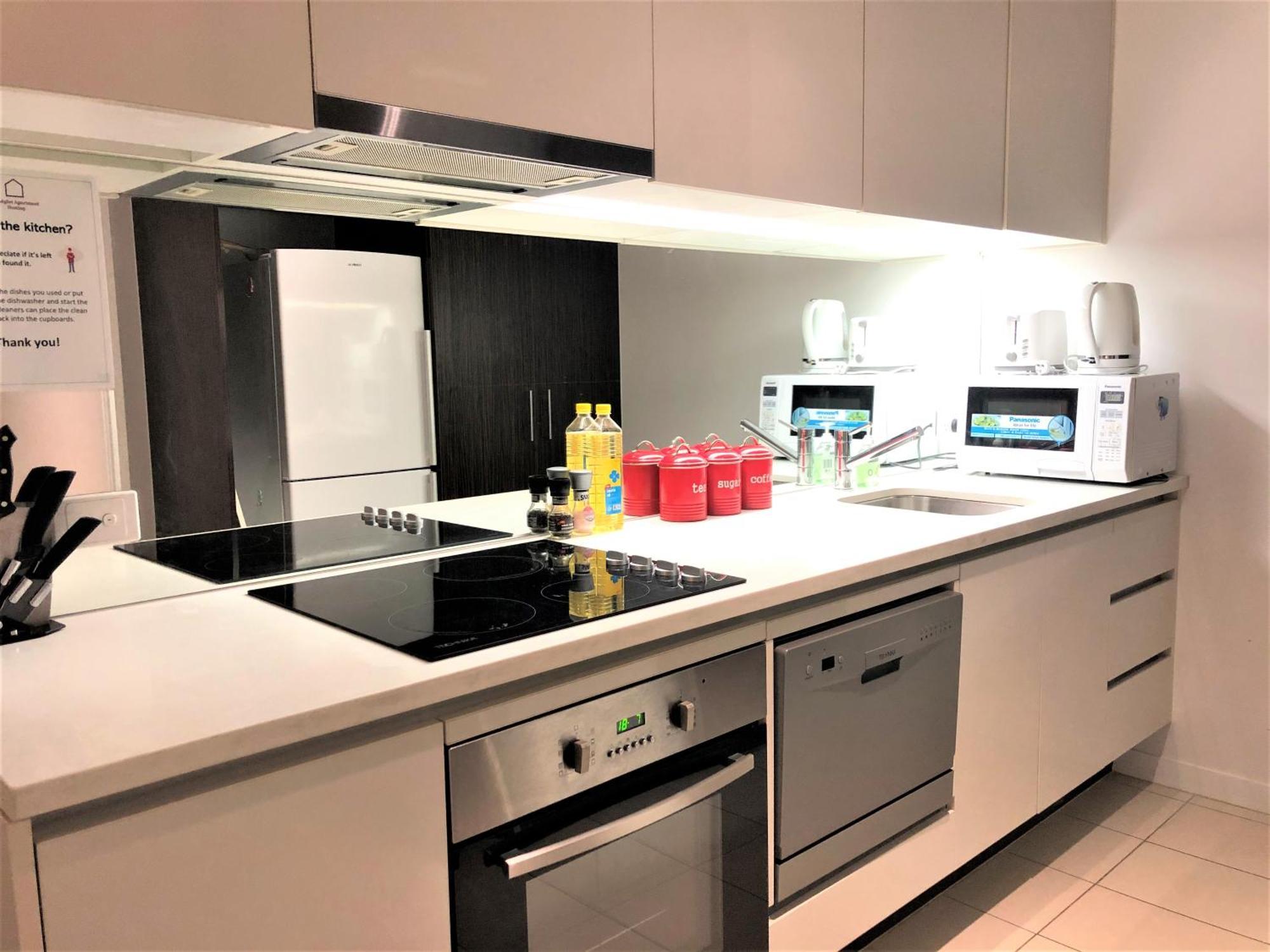 Readyset Apartments At Madison Melbourne Exterior photo