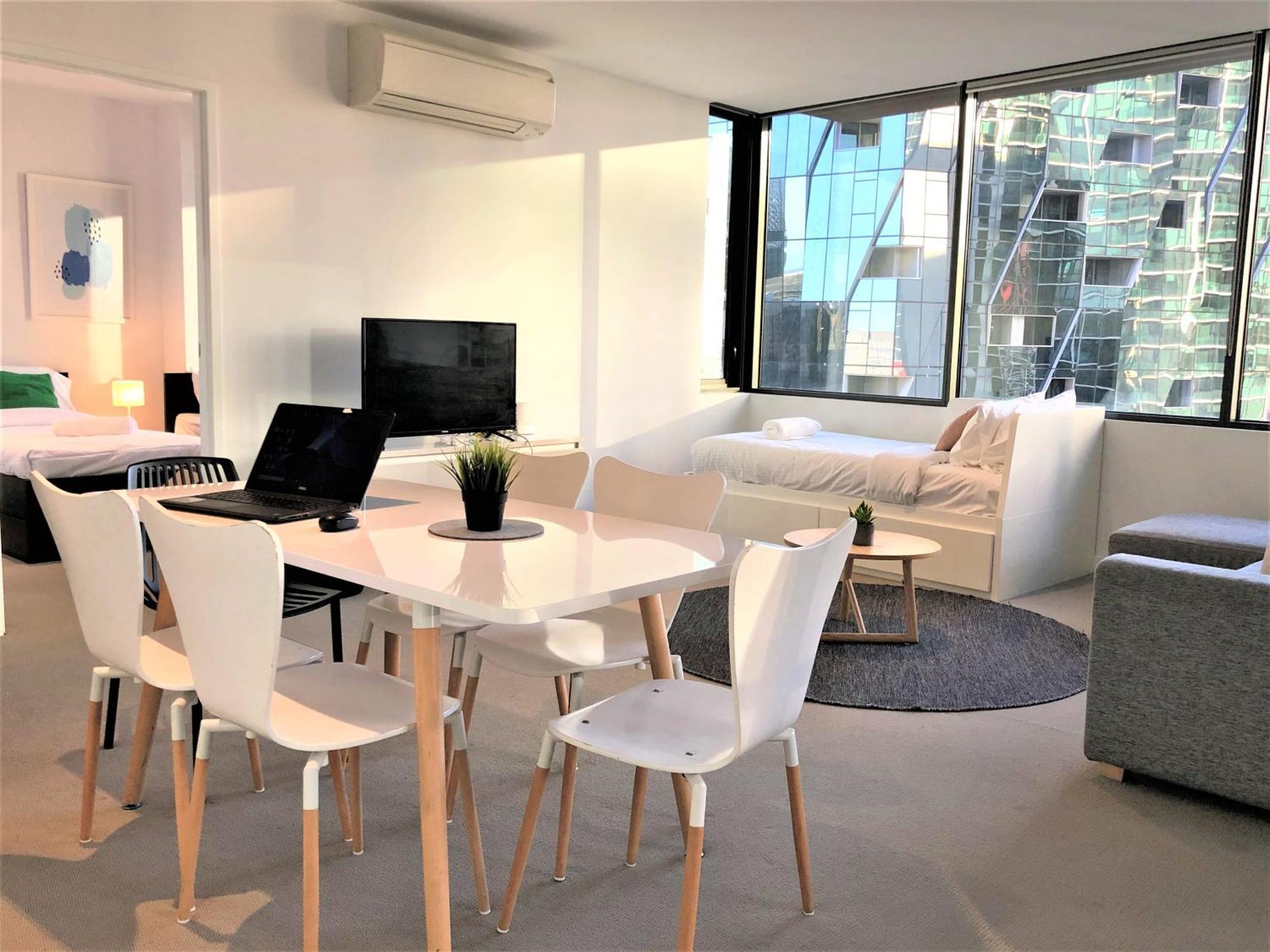 Readyset Apartments At Madison Melbourne Exterior photo