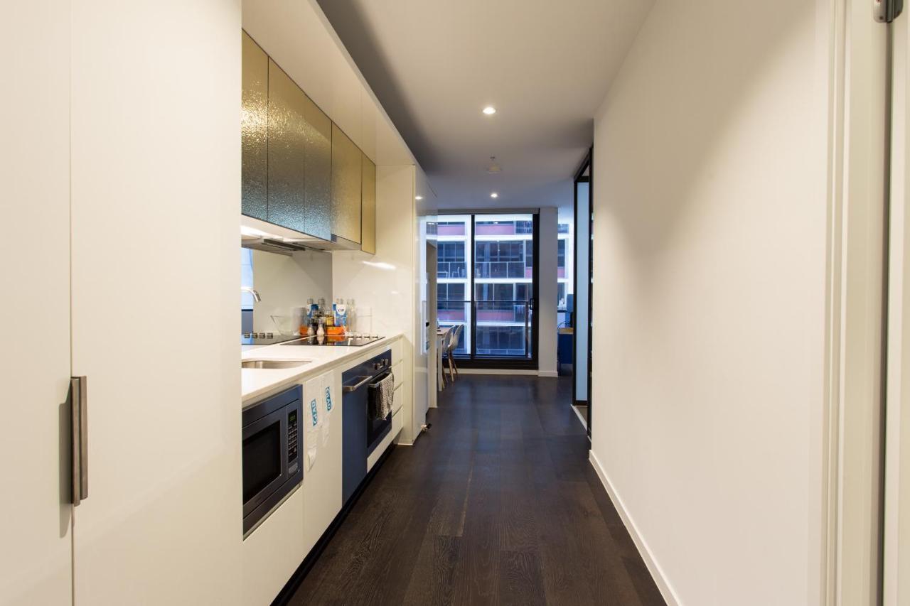 Readyset Apartments At Madison Melbourne Exterior photo